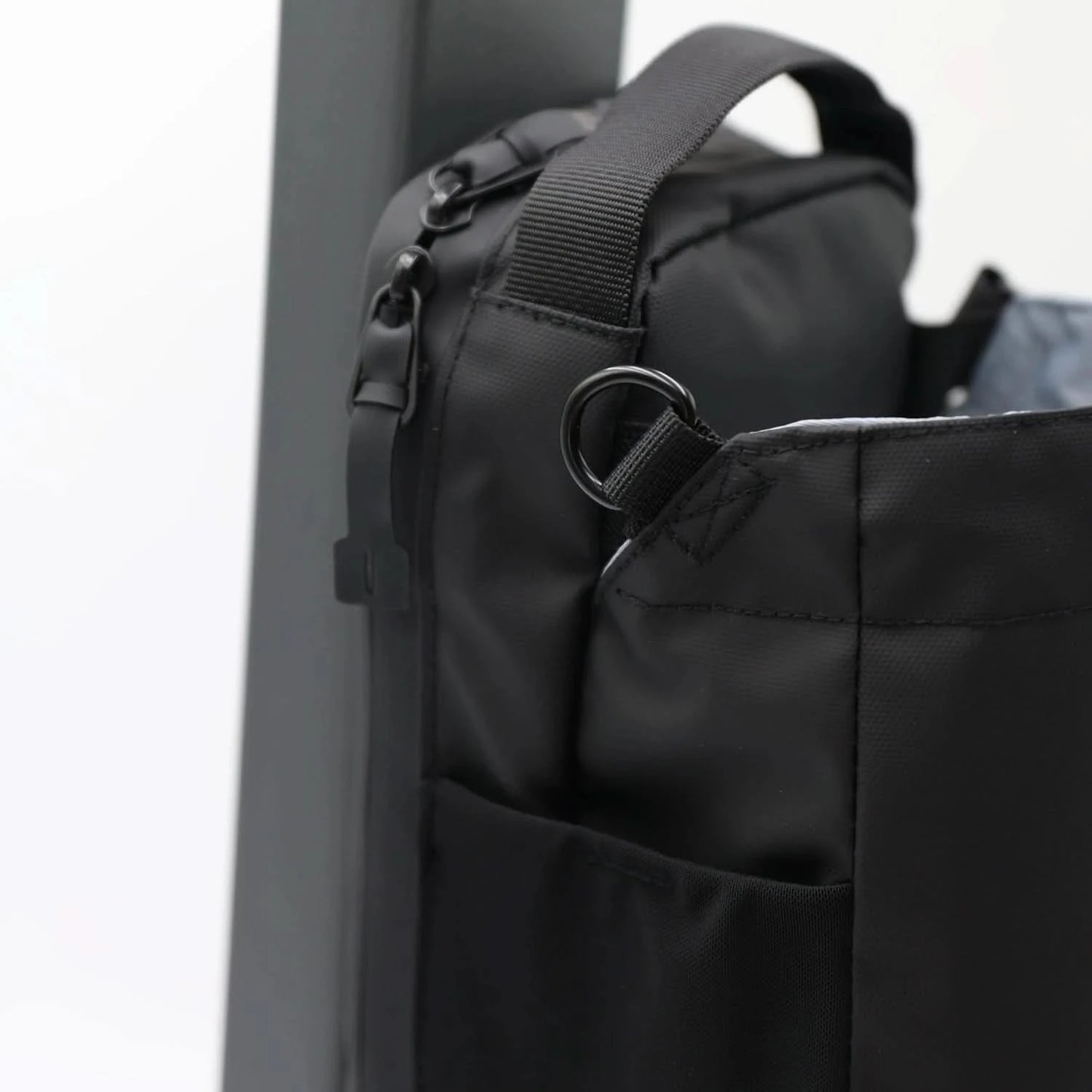 Magnetic Gym Bag