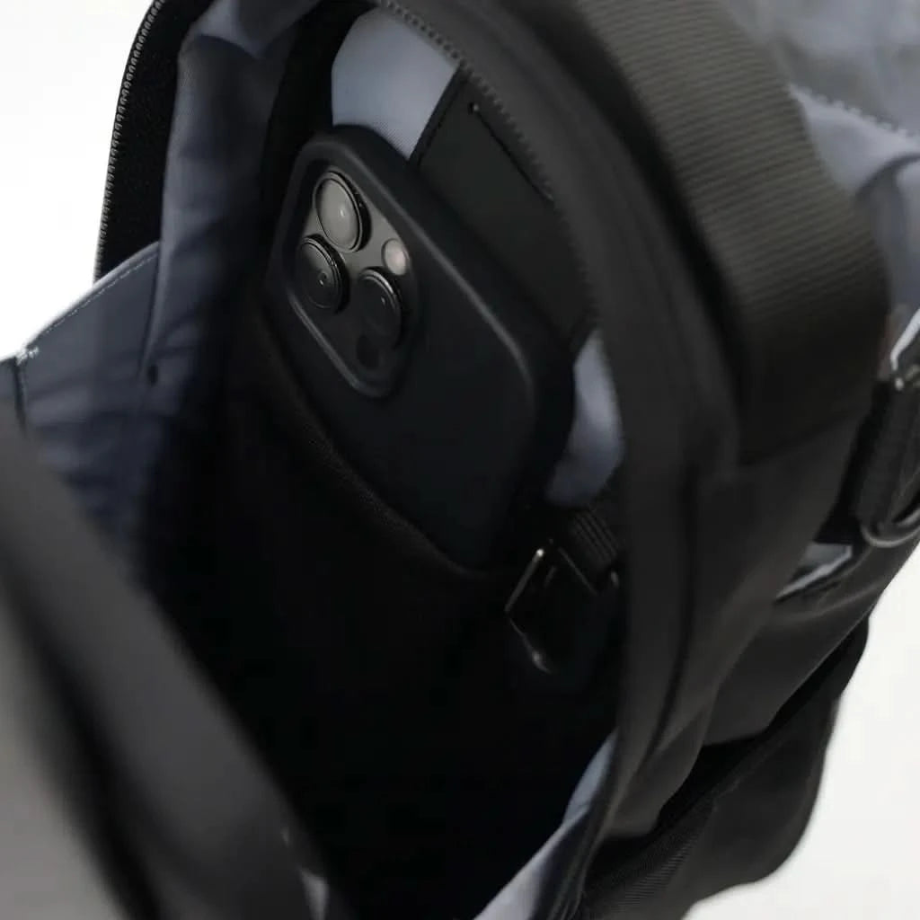 Magnetic Gym Bag
