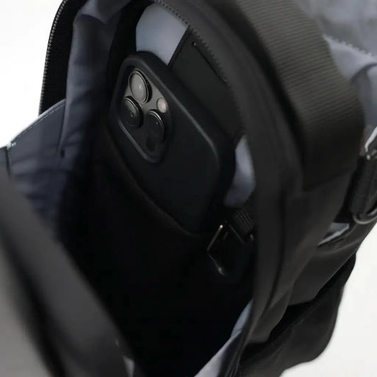 Magnetic Gym Bag